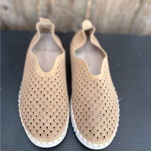 Ilse Jacobsen Perforated Slip-On Flats in Tan and White